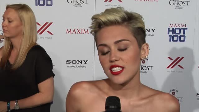 News video: Girl Crush! Rihanna's Up For Making Out With Miley Cyrus
