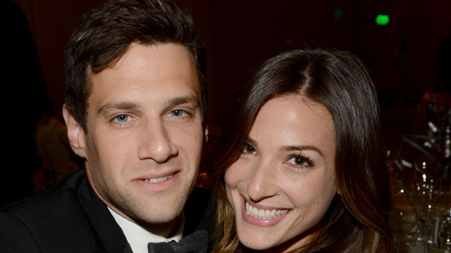 News video: Justin Bartha and Lia Smith are Engaged!