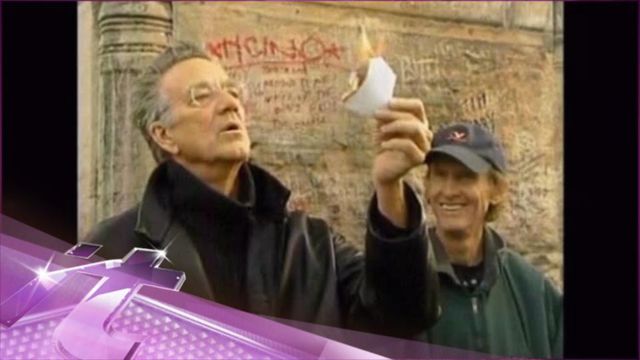 News video: Entertainment News Pop: Ray Manzarek Tributes Pour in After His Death